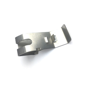 Pièce estampée en acier inoxydable 01 avec traitement de surface anodisé pour la fixation de matériel - Product Image 1