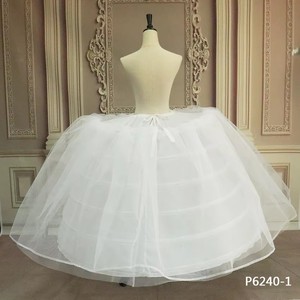 P6240-1 Sottogonna da Sposa Bianca a Due Strati con Sei Cerchi per Spose - Product Image 2
