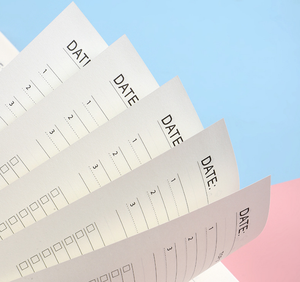 Agenda Personalizada A5 con Cubierta de Cuero, Espiral, Bolsillo Trasero con Esquinas Metálicas y Presilla para Bolígrafo, Cierre con Banda Elástica - Product Image 3