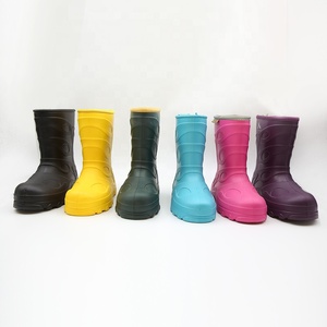 Vente en gros <span class=keywords><strong>de</strong></span> bottes <span class=keywords><strong>de</strong></span> <span class=keywords><strong>pluie</strong></span> en EVA pour femmes hommes enfants bottes légères et imperméables pour temps froid bottes <span class=keywords><strong>de</strong></span> <span class=keywords><strong>pluie</strong></span> thermiques avec doublure en fourrure - Product Image 6