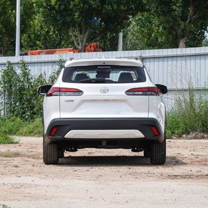 Hubei Yitong Corolla Cross 2.0L Hybride Édition Elite <span class=keywords><strong>Voiture</strong></span> d'<span class=keywords><strong>occasion</strong></span> avec traction avant, sièges en tissu, volant à gauche <span class=keywords><strong>et</strong></span> toit ouvrant panoramique SUV - Product Image 4