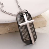 Collier pendentif croix militaire rétro en acier titane doré, style européen et américain, design tendance Joker, bijoux de rue pour enfants