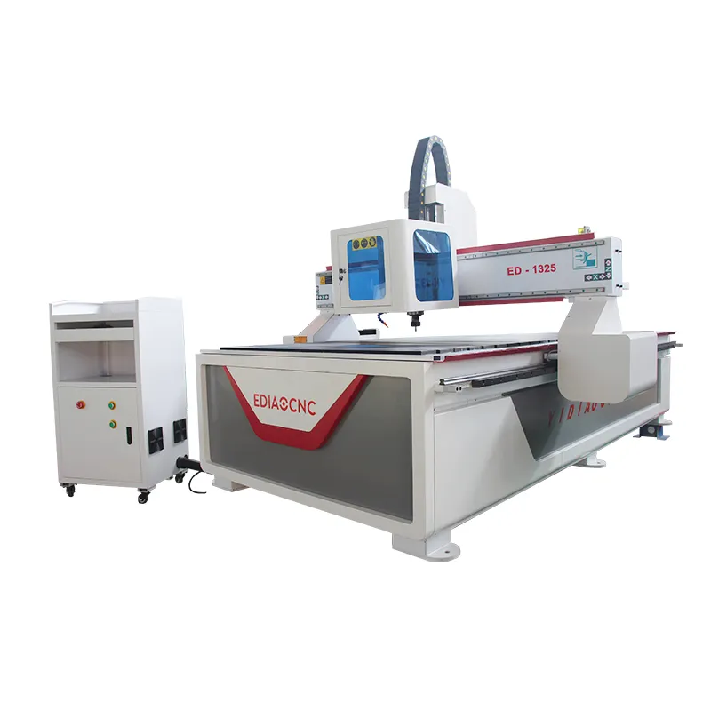 China Goedkoopste 1325 T-Slot Tafel Hout Cnc Router Gemaakt In Jinan