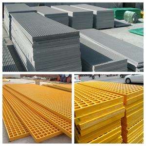 Grille de passerelle moulée par FRP de haute résistance de 38*38mm/grille d'arbre en plastique de fibre de verre - Product Image 5