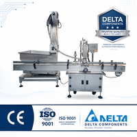 Machine de scellage automatique OEM pour bouteilles en plastique avec système d'alimentation des bouchons pour bouteilles PET