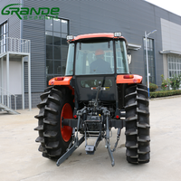 95HP 4WD roda traktor M954KQ, traktor dengan kabin A/C impor Cina rasio gir 12/12 Gear Drive 1 tahun garansi multifungsi