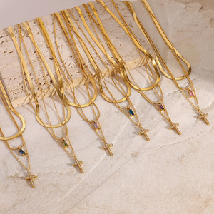 Collier en acier inoxydable triple couche PVD étanche, hypoallergénique, avec chaîne serpent plate et pendentif zircon pierre de naissance - Product Image 2