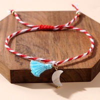 Tradition faite à la main Martis grec mars fleur lune étoile croix oeil coquille gland breloques rouge écrire torsadé mince cordon brin Bracelet