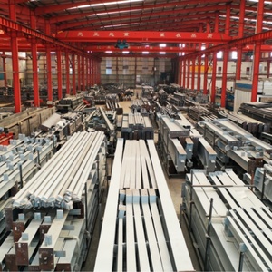 Fournisseur <span class=keywords><strong>de</strong></span> solutions <span class=keywords><strong>de</strong></span> construction à guichet unique bâtiment industriel <span class=keywords><strong>fabricant</strong></span> <span class=keywords><strong>de</strong></span> structure en acier structure d'entrepôt préfabriquée <span class=keywords><strong>hangar</strong></span> - Product Image 5