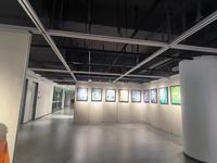 Panneaux d'affichage mobiles en aluminium pour salles d'exposition de musées, cloisons pliables modernes pour salles de conférence et restaurants