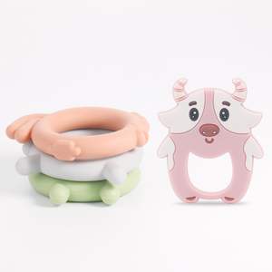 Offre Spéciale écureuil éléphant forme animale <span class=keywords><strong>anneau</strong></span> <span class=keywords><strong>de</strong></span> <span class=keywords><strong>dentition</strong></span> 100% anneaux <span class=keywords><strong>de</strong></span> <span class=keywords><strong>dentition</strong></span> en caoutchouc naturel <span class=keywords><strong>de</strong></span> qualité alimentaire Silicone <span class=keywords><strong>anneau</strong></span> <span class=keywords><strong>de</strong></span> <span class=keywords><strong>dentition</strong></span> mâché secouant bébé jouet - Product Image 3