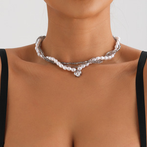 Joyería transfronteriza europea y americana perla cristal circón corazón colgante clavícula cadena moda luz envuelta multicapa - Product Image 3