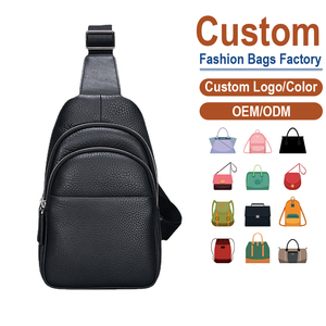 Sac de poitrine élégant en cuir Pebble pour homme, en cuir pleine fleur véritable, antivol, design tendance, poches à double fermeture éclair pour usage urbain - Product Image 1