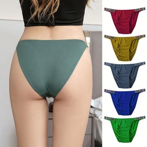 <span class=keywords><strong>Tanga</strong></span> de seda helada sin costuras para mujer, bragas sexys con pedrería, lencería, <span class=keywords><strong>tanga</strong></span>, ropa interior femenina - Product Image 2