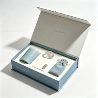 Boîte cadeau rigide magnétique personnalisée, boîte d'emballage en papier rigide de style livre avec insert en mousse personnalisé pour l'emballage de bougies parfumées