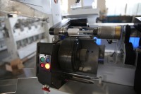 KC522C Vollautomatische Garnwickelmaschine Hochgeschwindigkeits-Nähgarn Automatische Spulenwickelmaschine