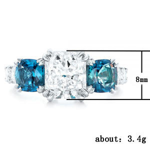 Anello F161 con Tre Pietre Moissanite Taglio Asscher in Oro Bianco con Montatura a Griffe, Anello di Fidanzamento per Donna - Product Image 5