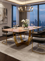 Table à manger en marbre rose de luxe, table en pierre naturelle polie, mobilier moderne sur mesure pour villa