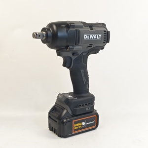 <span class=keywords><strong>Clé</strong></span> à chocs sans fil <span class=keywords><strong>Dewalt</strong></span> DCF99M 18V/20V, moteur sans balais, couple max. 900 Nm, embout <span class=keywords><strong>1</strong></span>/<span class=keywords><strong>2</strong></span> po, 0-2300 tr/min, pour démontage d'écrous de roue et travaux de construction - Product Image 2