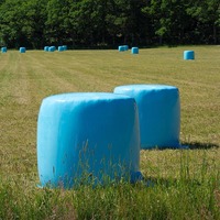 Film d'emballage noir et blanc souple en LDPE moulé par soufflage, résistant aux UV, pour balles de foin et de paille, destiné à l'agriculture et aux légumes