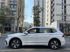 <span class=keywords><strong>Tiguan</strong></span> L <span class=keywords><strong>2023</strong></span> Facelift 380TSI Automático 4WD R-Line Edición Flagship de 7 Plazas - Product Image 4