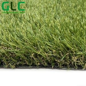 Rouleau de tapis de gazon artificiel de jardin durable haute densité et ignifuge facile à installer étanche Tapete De Gama artificiel - Product Image 1