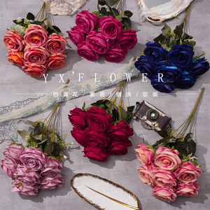 Flores Artificiales de Rosa de Terciopelo Yixuan, 7 Cabezas, Decoración de Boda de Seda, Arreglo para el Hogar - Product Image 1