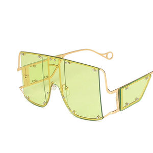 UNOC 2021, gafas de sol extragrandes de lujo para mujer con tachuelas Siamesas, montura de Metal dorado y plateado, gafas parasol - Product Image 3