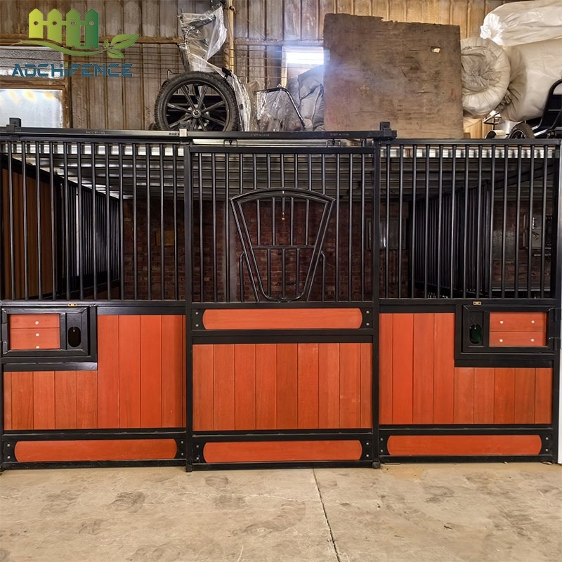 Flexible Outdoor Horse Stable for Independent