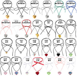 Benutzer definierte Mädchen Schmuck Bunte Y2K Einfache Kristall Frauen Herz Lange Anhänger Gewachste Quaste Frauen Halskette - Product Image 3