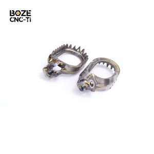 Repose-pieds en titane <span class=keywords><strong>KO</strong></span> V E pour moto tout-terrain, motocross, dirt bike, haute résistance, léger, couleur naturelle, CNC, en aluminium - Product Image 3