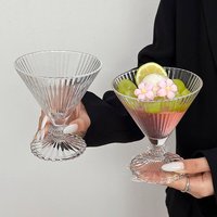 Verres à cocktail créatifs et esthétiques, tasses à café au design moderne, gobelets pour crème glacée, yaourt, dessert, jus et boissons froides pour usage domestique