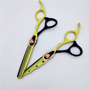 Ciseaux à cheveux Jc de 6 pouces, ciseaux à effiler, lame standard, usage beauté, pour droitiers, en acier inoxydable, peinture noire et jaune - Product Image 4