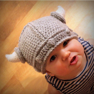 Gorro de Punto Vikingo para Bebé con Cuernos, Gorro de Lana Estilo Bárbaro, Gorro Tejido a Mano para Adultos, Color Gris - Product Image 5