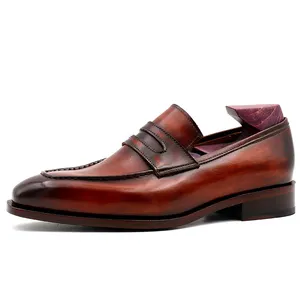 Nova Chegada Alta Qualidade Homens Sapato Loafer Genuíno Sapatos De Couro De Vaca Atacadista High-end Handmade Custom Dress Shoes