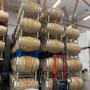 Baril de vin en chêne français utilisé pour la bière et la nourriture Matériau en bois de qualité supérieure Seaux et barils - Product Image 5