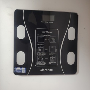 Balance personnelle de mesure de la graisse corporelle avec électrodes, 180 kg, avec logo <span class=keywords><strong>Clarence</strong></span>, avec certification CE, vente chaude, emballage en mousse - Product Image 3