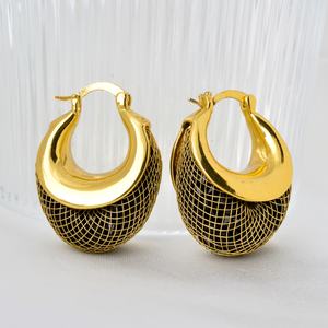 Pendientes de Aro Clásicos de Latón con Baño de Oro de 14K, Hipoalergénicos, de Diseño, para Mujer, Venta al Por Mayor, Alta Calidad - Product Image 1