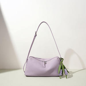 กระเป๋าหนังแท้สะพายข้างผู้หญิง รุ่นใหม่ ปี 2026 สีชมพู ดีไซน์พกพาสะดวก พร้อมซิปปิด - Product Image 6