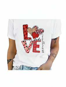 T-Shirt da Donna 'L'Amore Non Si Spegne Mai' Manica Corta Collo Tondo Stampa Cuore Leopardato Casual Tessuto Misto Per Tutte le Stagioni Lavabile in Lavatrice - Product Image 1
