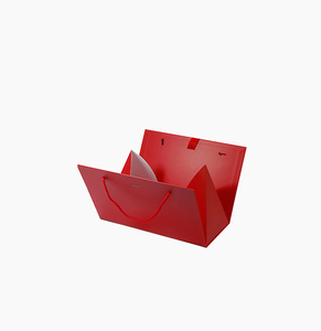 Kotak Karton Hitam Ritel Logo Personal Tersedia Kustomisasi Bentuk Segitiga Kaku Kotak Kemasan Hadiah Kosmetik Lipat - Product Image 4