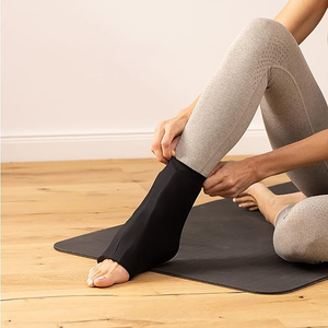 Funda <span class=keywords><strong>de</strong></span> paquete <span class=keywords><strong>de</strong></span> hielo <span class=keywords><strong>de</strong></span> Gel sólido frío <span class=keywords><strong>y</strong></span> caliente Flexible para rodilla, codo, brazo, pierna, terapia <span class=keywords><strong>de</strong></span> congelación <span class=keywords><strong>de</strong></span> pantorrilla, alivio del <span class=keywords><strong>dolor</strong></span> para congelación, compresa fría <span class=keywords><strong>y</strong></span> caliente - Product Image 3