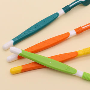 Brosse à <span class=keywords><strong>dents</strong></span> pour <span class=keywords><strong>chien</strong></span> en plastique écologique Rarlon DB-1, multicolore, design 3 faces à 360 degrés pour les soins dentaires - Product Image 4