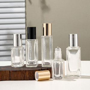 Étiquettes personnalisées 3ml 4ml 5ml 6ml 15ml 20ml carré de 10ml bouteille de parfum en verre à bille roulante en métal bouteille d'huile essentielle en verre - Product Image 1