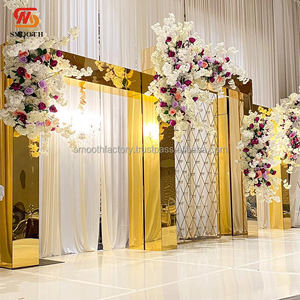 Arche carrée dorée de luxe LEDA, support de toile de fond en acier inoxydable pour scène de mariage et décoration d'événements - Product Image 3