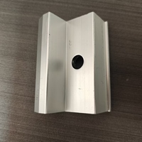 Support solaire photovoltaïque à pression latérale - Fixation sur toit, surface anodisée, charge neige 1,4 kN/m, charge vent 60 m/s