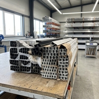 Profilé en aluminium série 6000 pour fenêtres et portes, section de cadre extrudé, taille personnalisée, revêtement poudré anodisé pour la construction