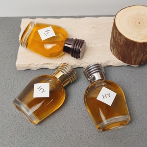 Flacon de <span class=keywords><strong>parfum</strong></span> vide en verre de 50 ml, base épaisse de luxe, col serti, bouchon texturé en corde, pulvérisateur à pompe sérigraphié - Product Image 1