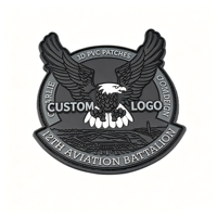 Écussons personnalisés en caoutchouc souple 3D à coudre, motifs cœur/fleur imprimés, badges logo, faible MOQ pour vêtements