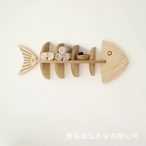 Étagère murale en bois en forme de poisson, couleur naturelle, 3 niveaux, rangement multifonctionnel pour la décoration intérieure - Product Image 1
